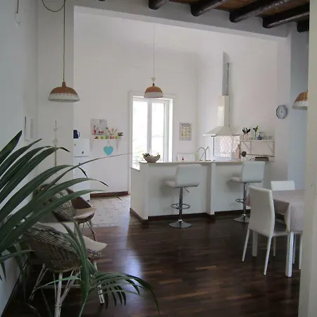 Casa Vacanze Mafalda Apartment *